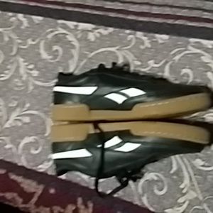 reebok classic mens 10 black